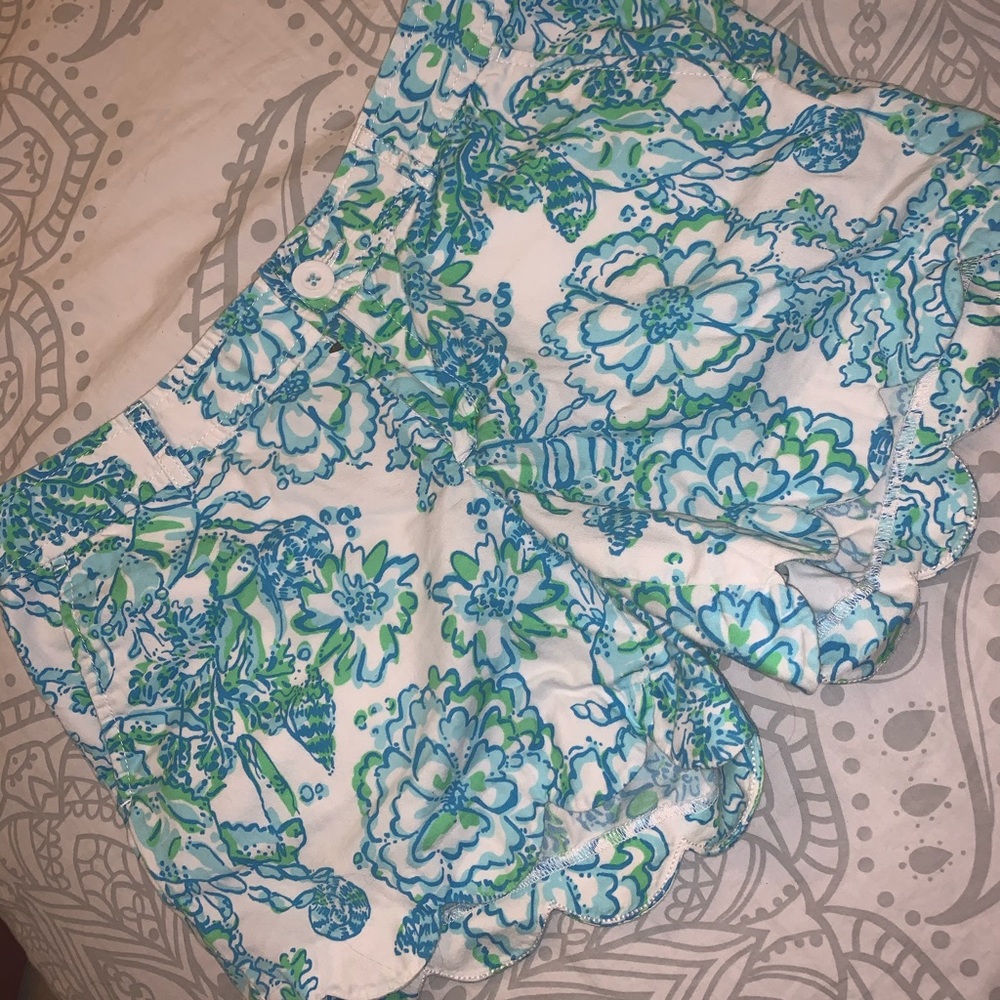 Lilly Pulitzer Buttercup Patterned Shorts
